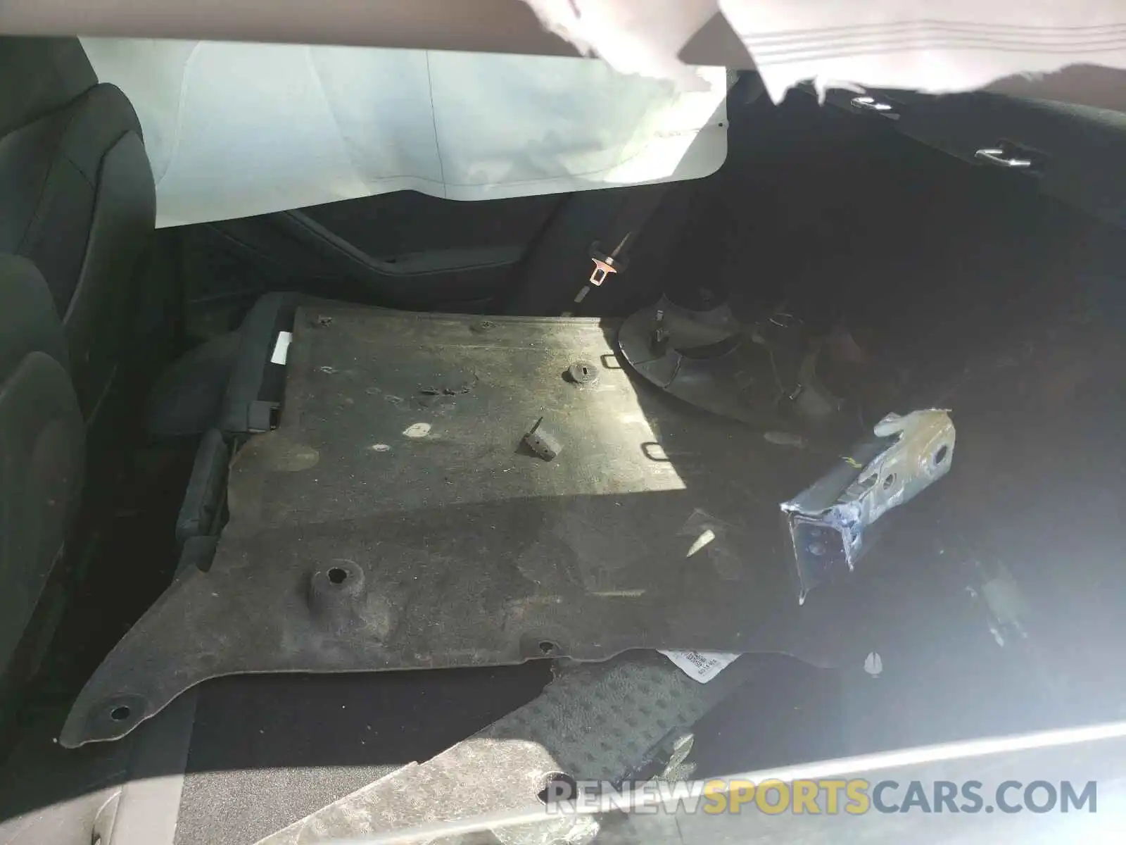 6 Photograph of a damaged car 5YJ3E1EA1KF400885 TESLA MODEL 3 2019