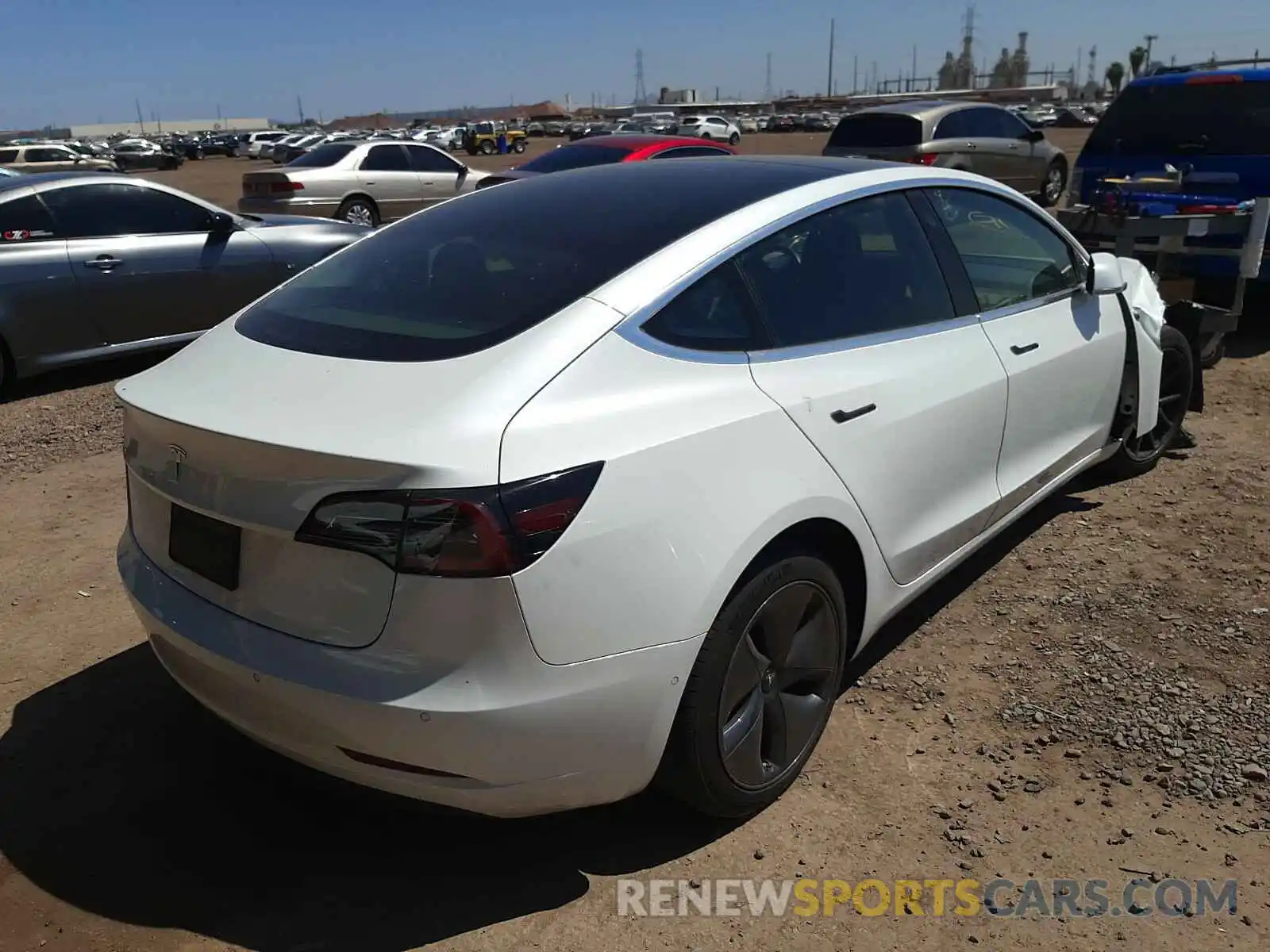 4 Фотография поврежденного автомобиля 5YJ3E1EA1KF401695 TESLA MODEL 3 2019