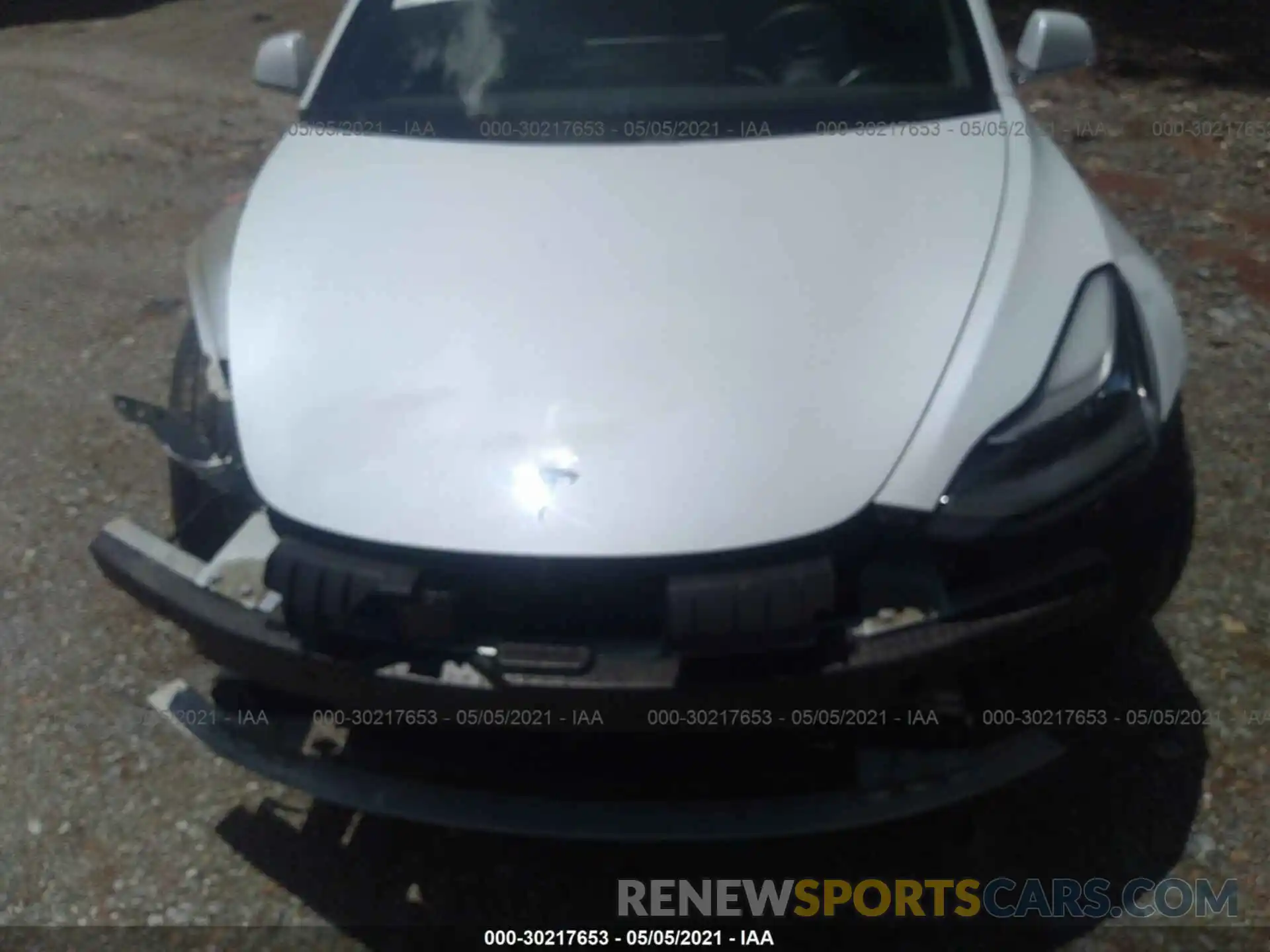 10 Photograph of a damaged car 5YJ3E1EA1KF412342 TESLA MODEL 3 2019