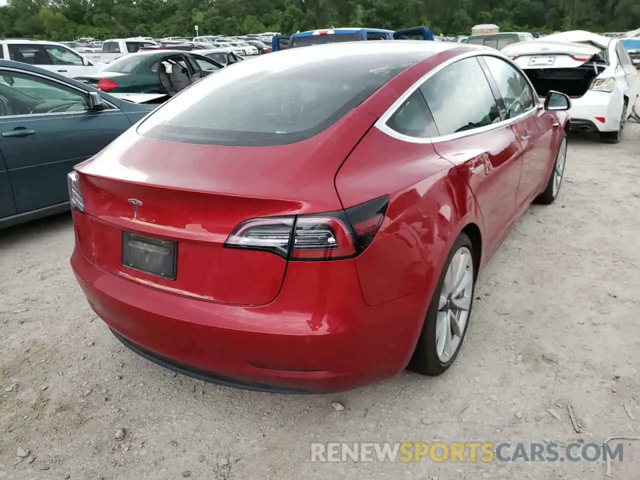 4 Фотография поврежденного автомобиля 5YJ3E1EA1KF417329 TESLA MODEL 3 2019