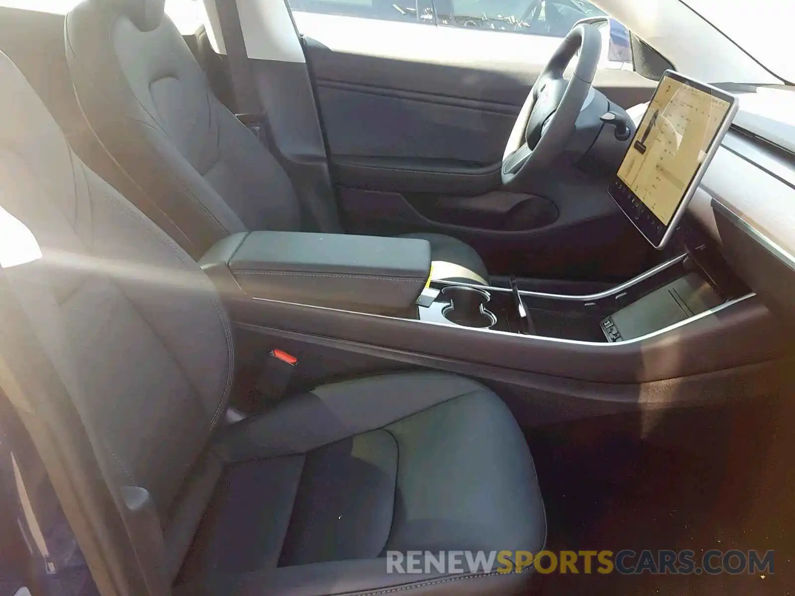 5 Photograph of a damaged car 5YJ3E1EA1KF424894 TESLA MODEL 3 2019