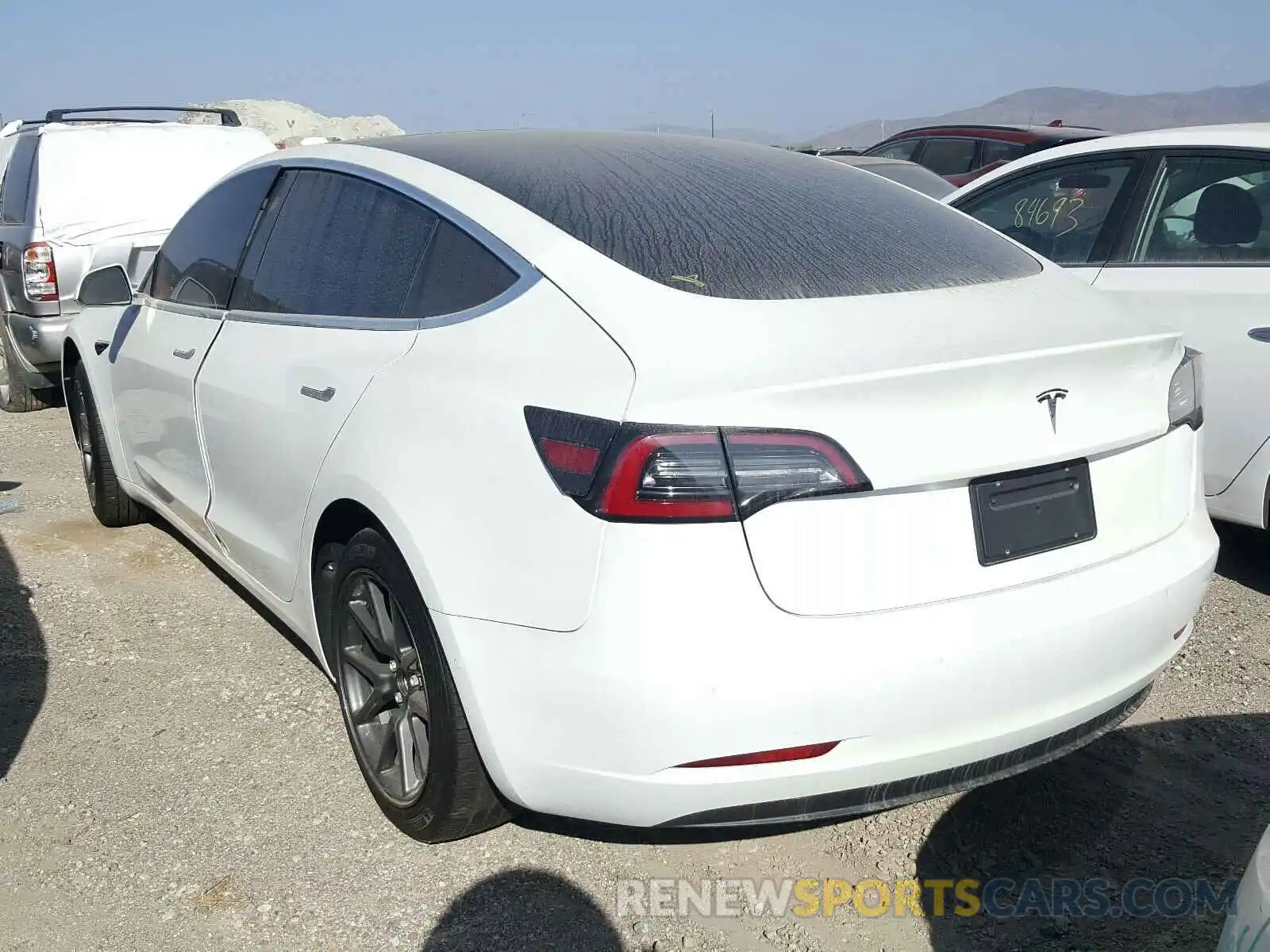 3 Photograph of a damaged car 5YJ3E1EA1KF425088 TESLA MODEL 3 2019