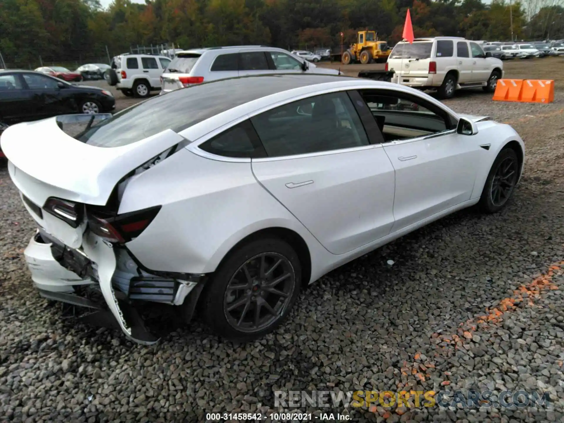 4 Photograph of a damaged car 5YJ3E1EA1KF426645 TESLA MODEL 3 2019