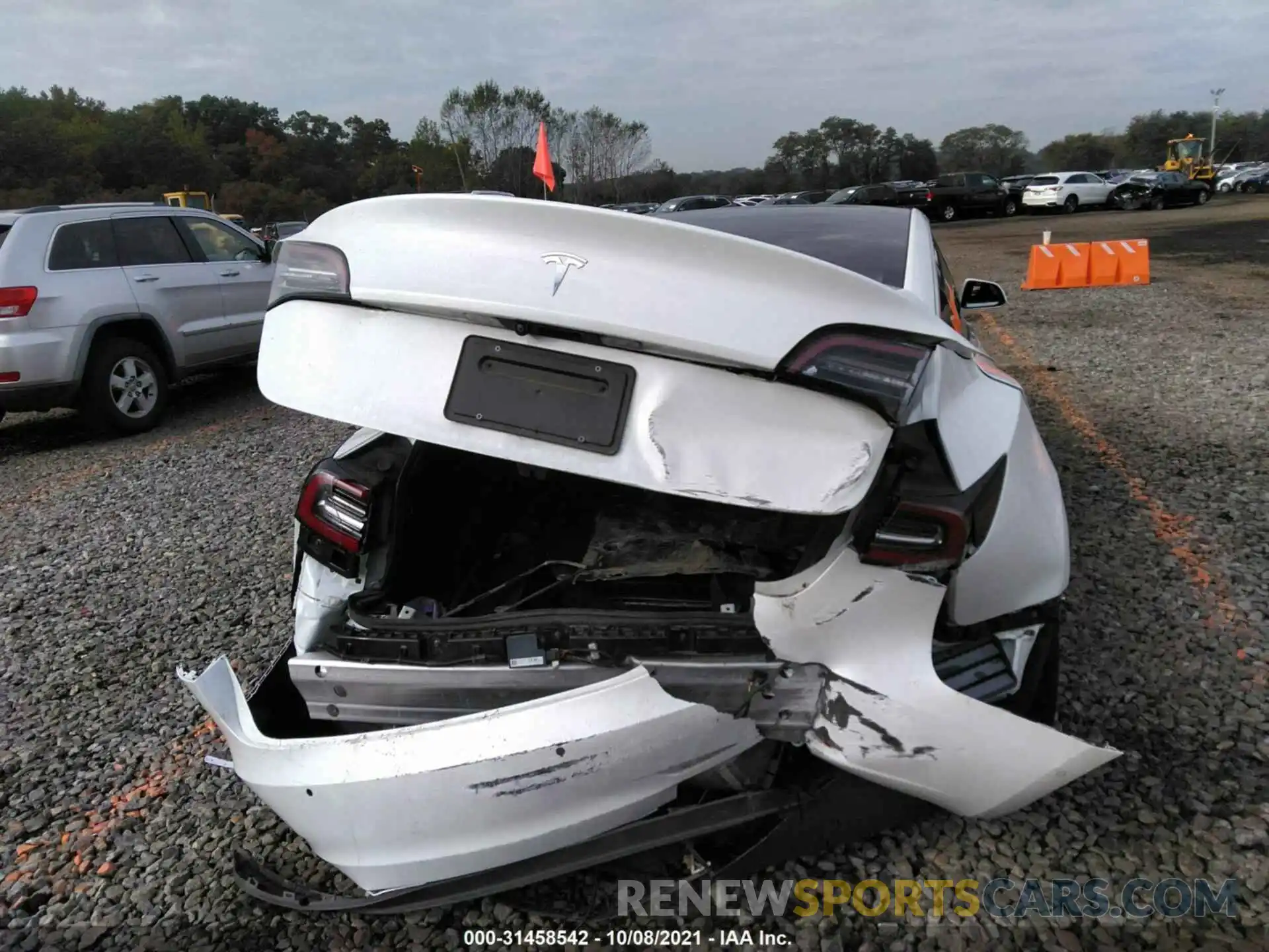 6 Photograph of a damaged car 5YJ3E1EA1KF426645 TESLA MODEL 3 2019