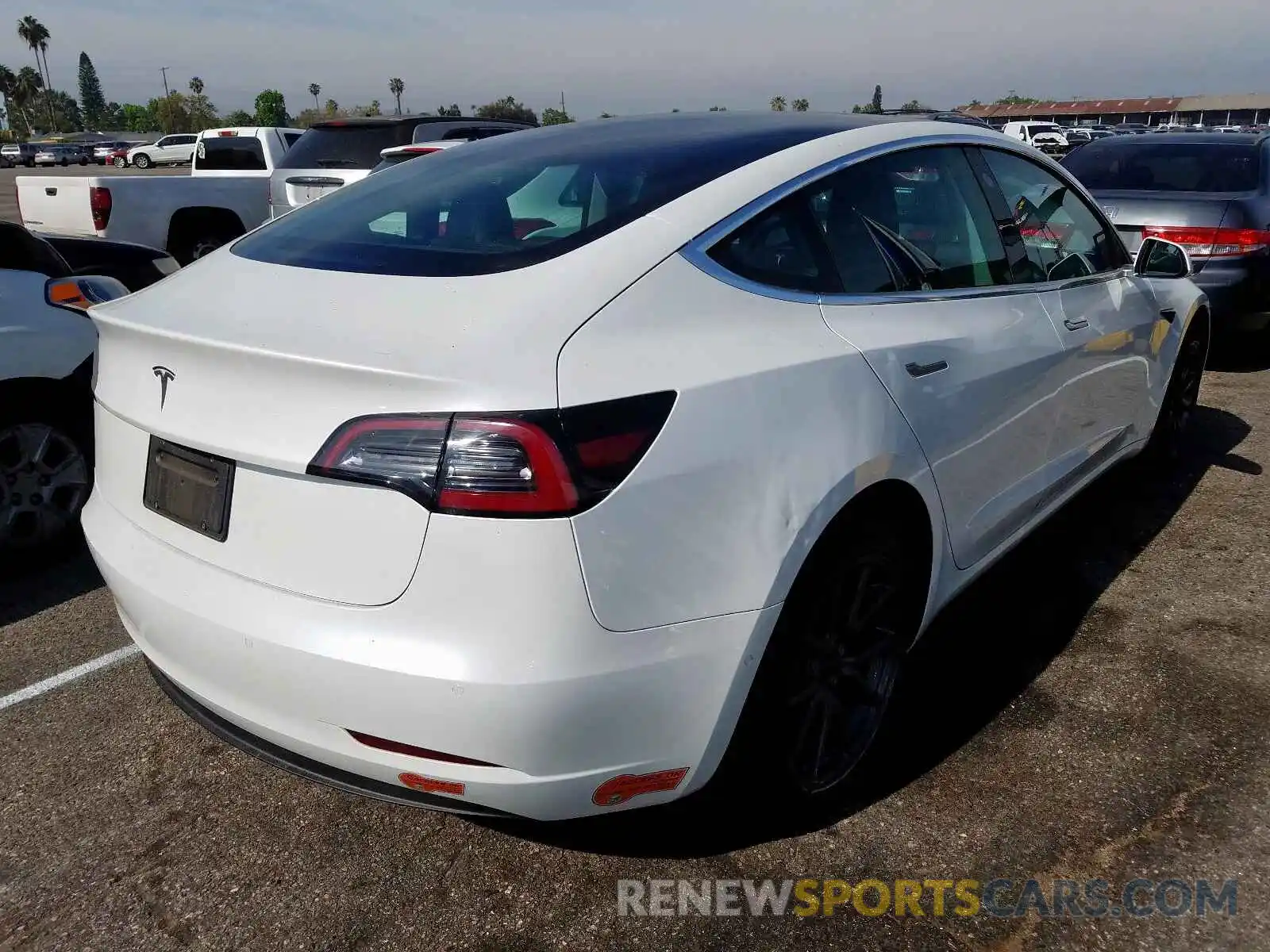 4 Photograph of a damaged car 5YJ3E1EA1KF436589 TESLA MODEL 3 2019