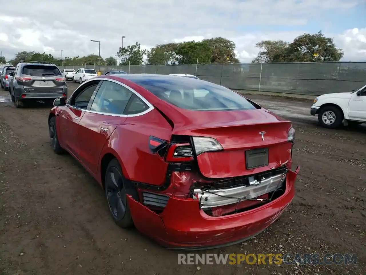 3 Фотография поврежденного автомобиля 5YJ3E1EA1KF464005 TESLA MODEL 3 2019