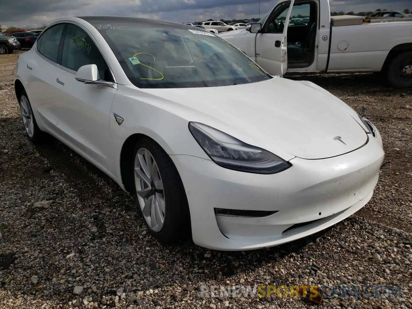 1 Photograph of a damaged car 5YJ3E1EA1KF466482 TESLA MODEL 3 2019