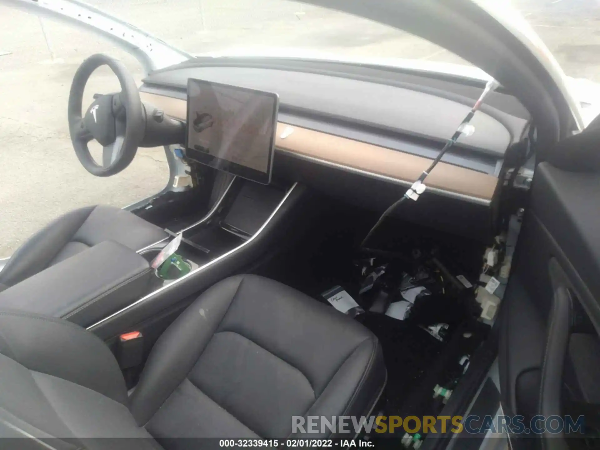 5 Photograph of a damaged car 5YJ3E1EA1KF484545 TESLA MODEL 3 2019