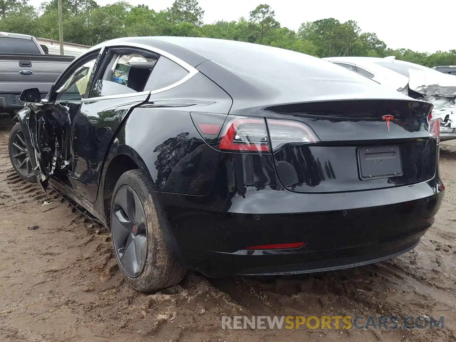 3 Photograph of a damaged car 5YJ3E1EA2KF190121 TESLA MODEL 3 2019