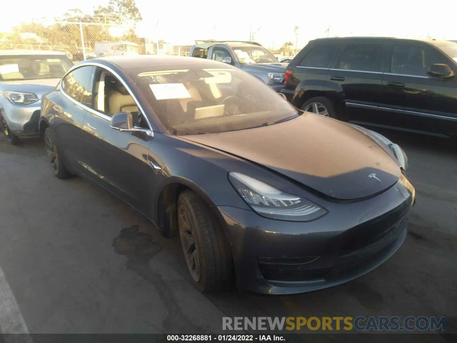 1 Фотография поврежденного автомобиля 5YJ3E1EA2KF190328 TESLA MODEL 3 2019