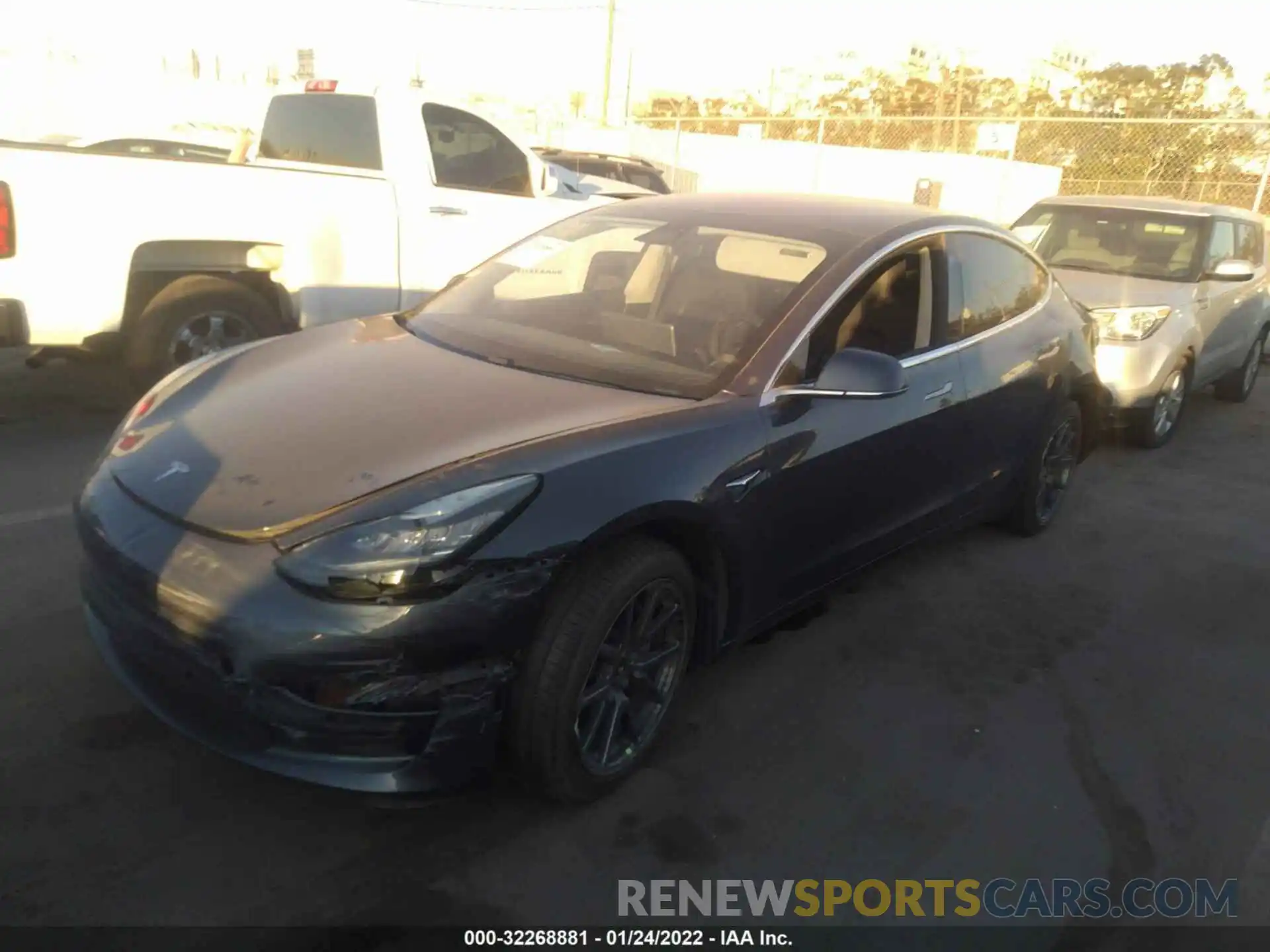 2 Фотография поврежденного автомобиля 5YJ3E1EA2KF190328 TESLA MODEL 3 2019