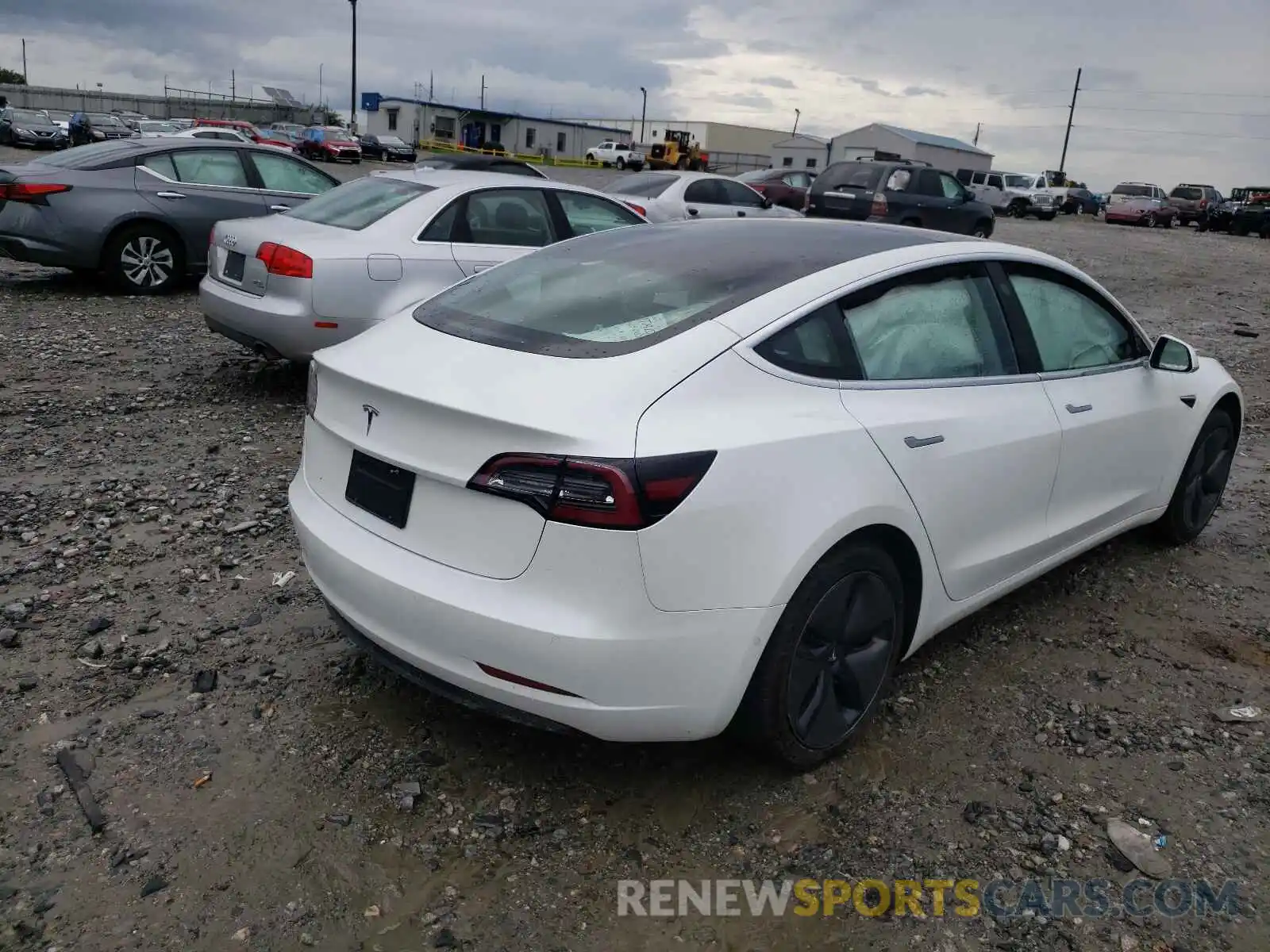 4 Photograph of a damaged car 5YJ3E1EA2KF190555 TESLA MODEL 3 2019