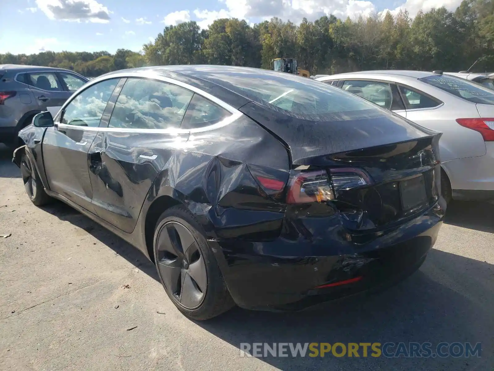 3 Photograph of a damaged car 5YJ3E1EA2KF192922 TESLA MODEL 3 2019