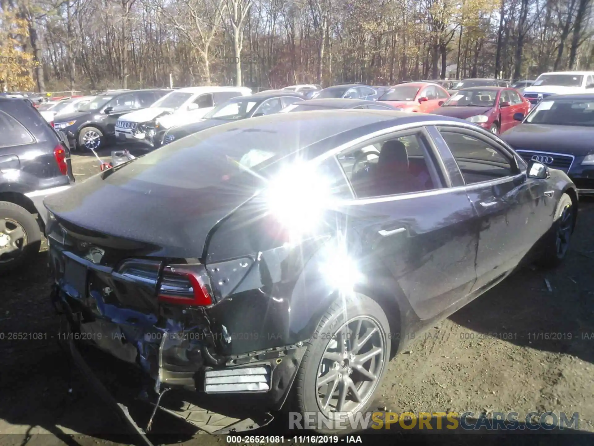 4 Photograph of a damaged car 5YJ3E1EA2KF296861 TESLA MODEL 3 2019