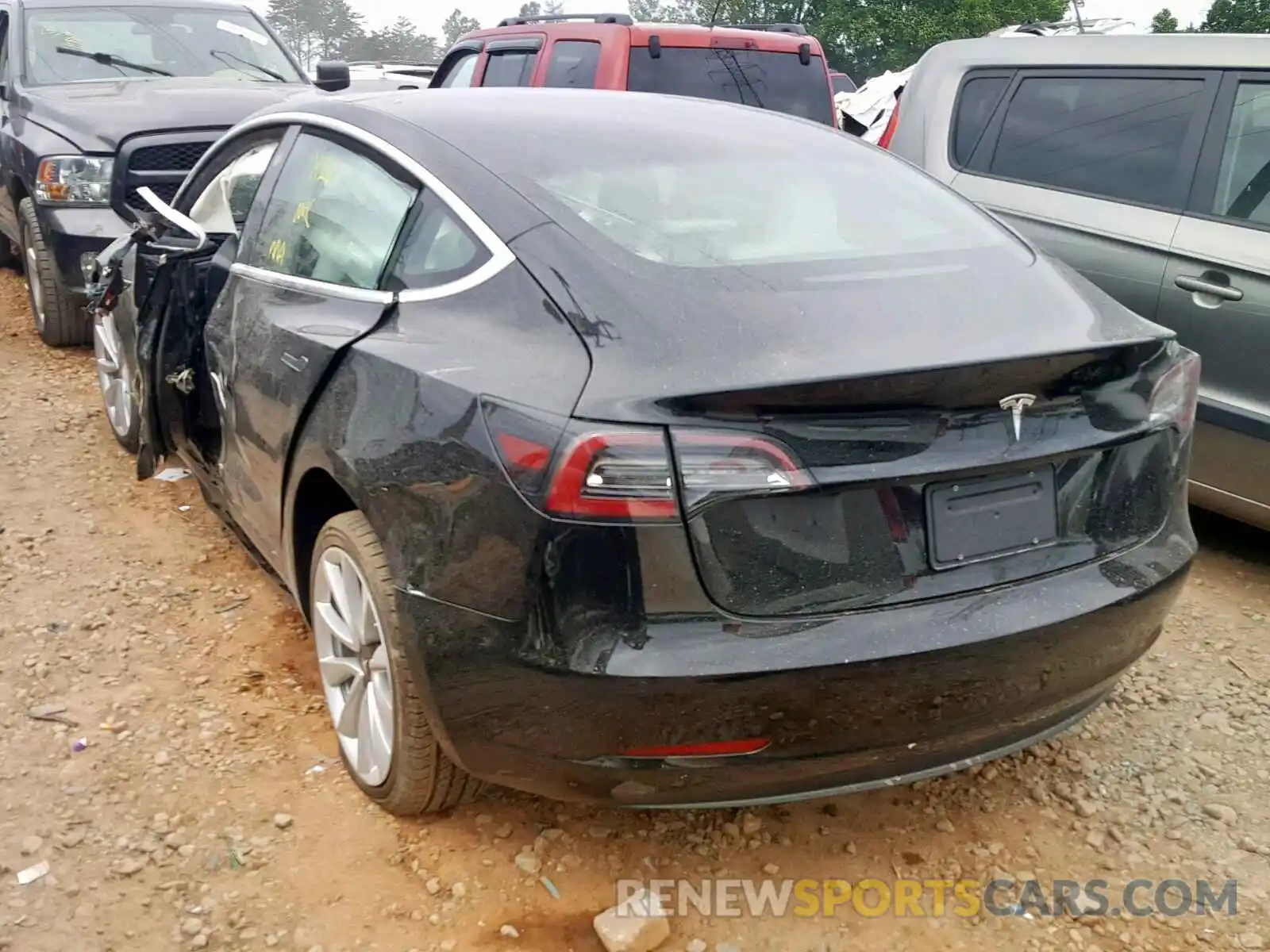 3 Фотография поврежденного автомобиля 5YJ3E1EA2KF302447 TESLA MODEL 3 2019