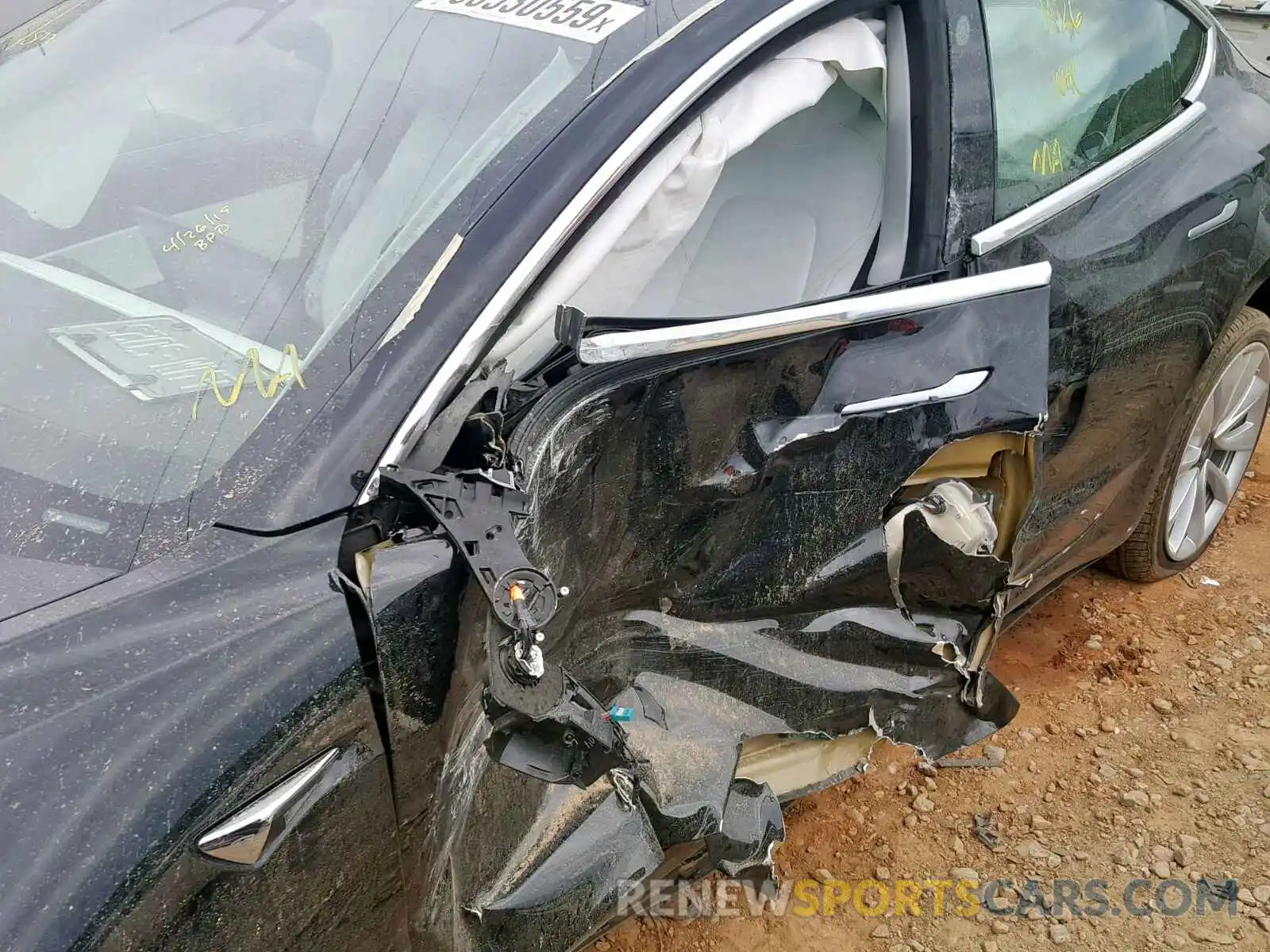 9 Photograph of a damaged car 5YJ3E1EA2KF302447 TESLA MODEL 3 2019