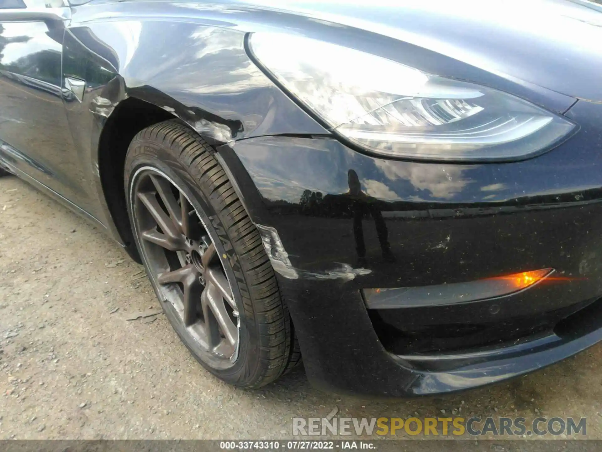 11 Photograph of a damaged car 5YJ3E1EA2KF305168 TESLA MODEL 3 2019