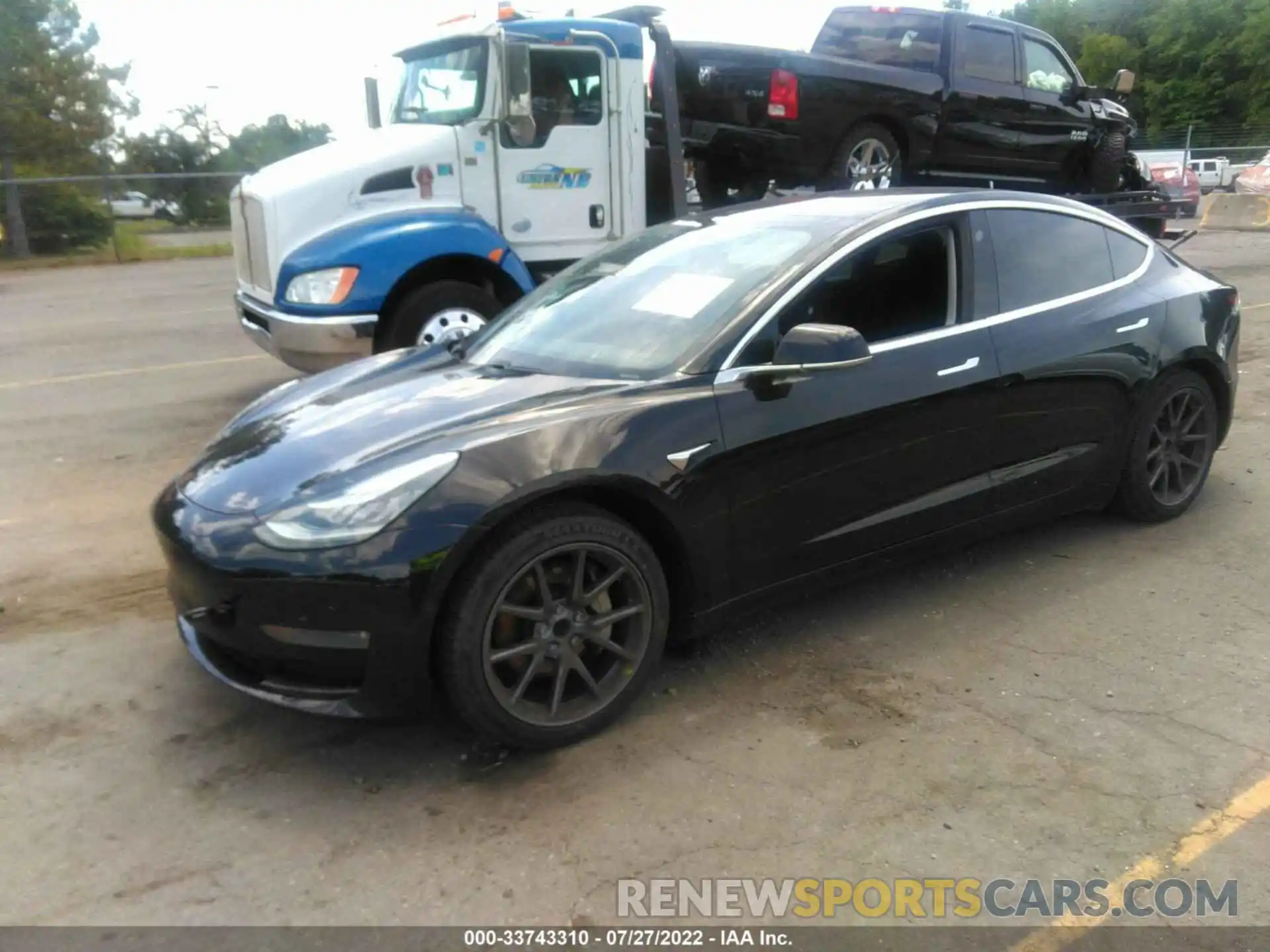 2 Photograph of a damaged car 5YJ3E1EA2KF305168 TESLA MODEL 3 2019