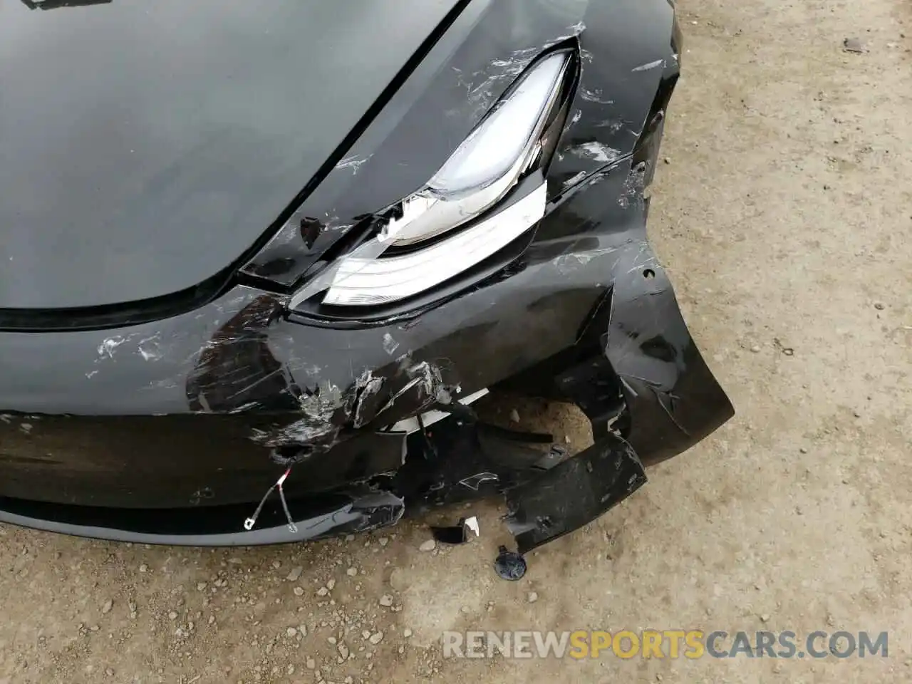 9 Photograph of a damaged car 5YJ3E1EA2KF305509 TESLA MODEL 3 2019