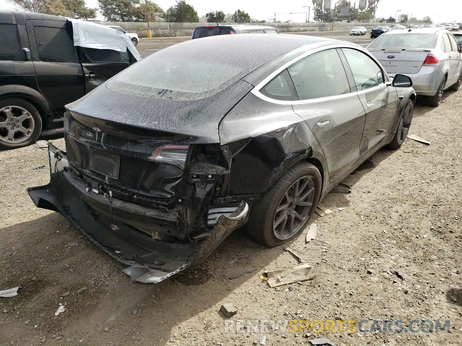 4 Photograph of a damaged car 5YJ3E1EA2KF305803 TESLA MODEL 3 2019