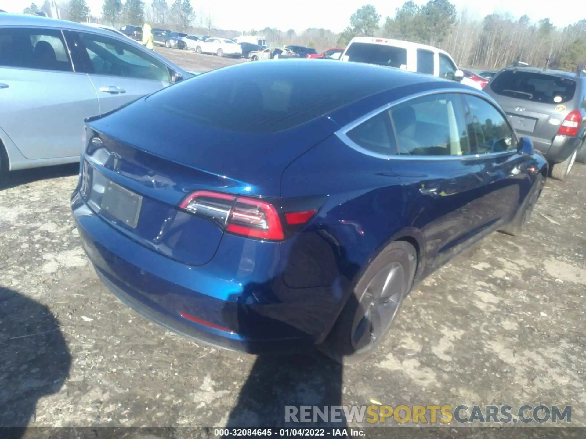 4 Photograph of a damaged car 5YJ3E1EA2KF309334 TESLA MODEL 3 2019