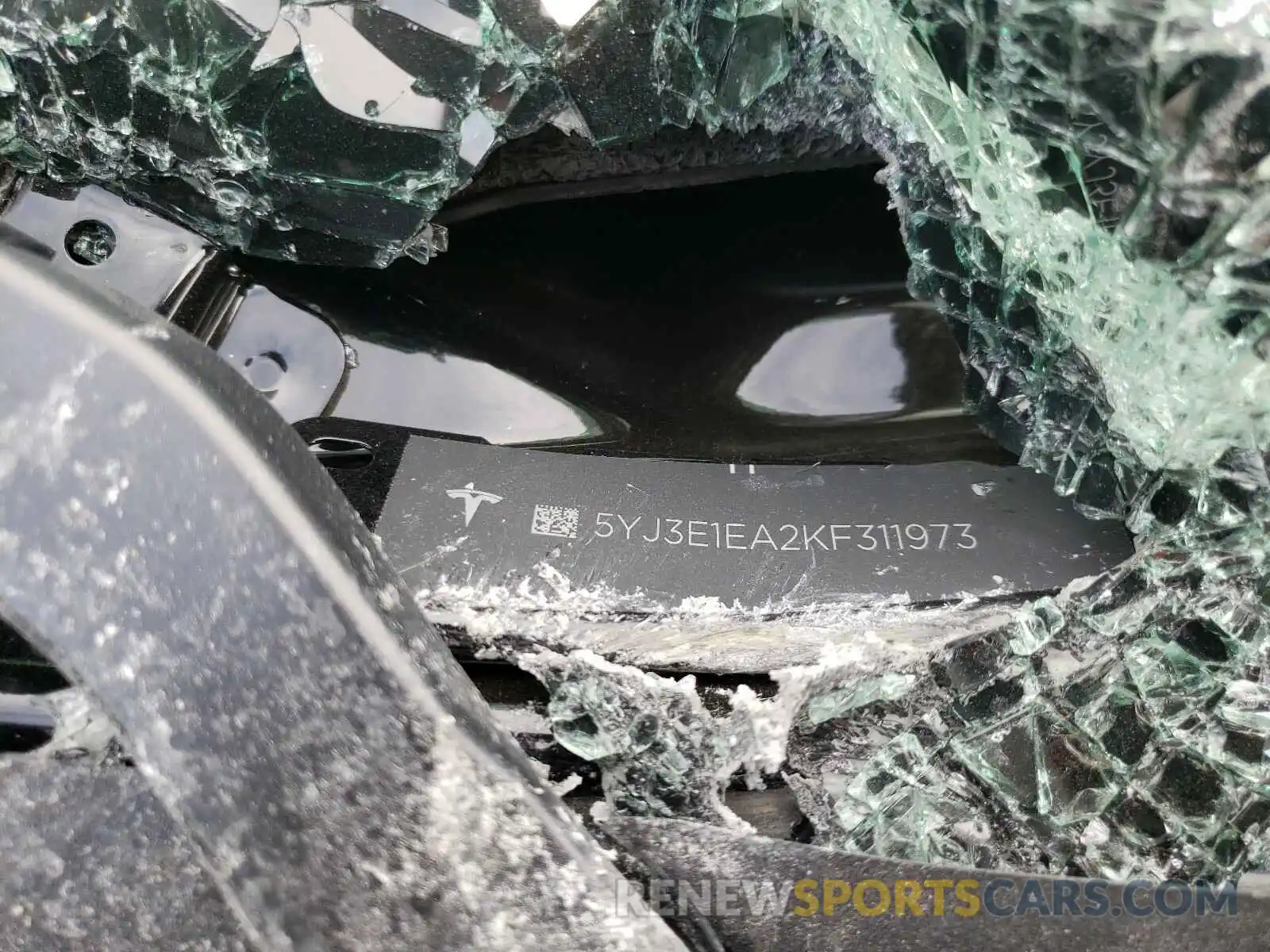 10 Photograph of a damaged car 5YJ3E1EA2KF311973 TESLA MODEL 3 2019