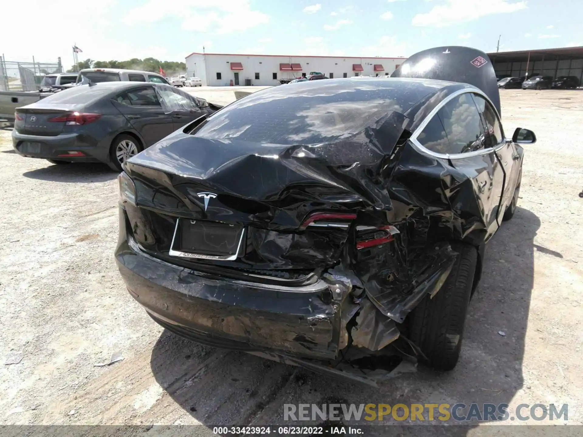 6 Photograph of a damaged car 5YJ3E1EA2KF313299 TESLA MODEL 3 2019