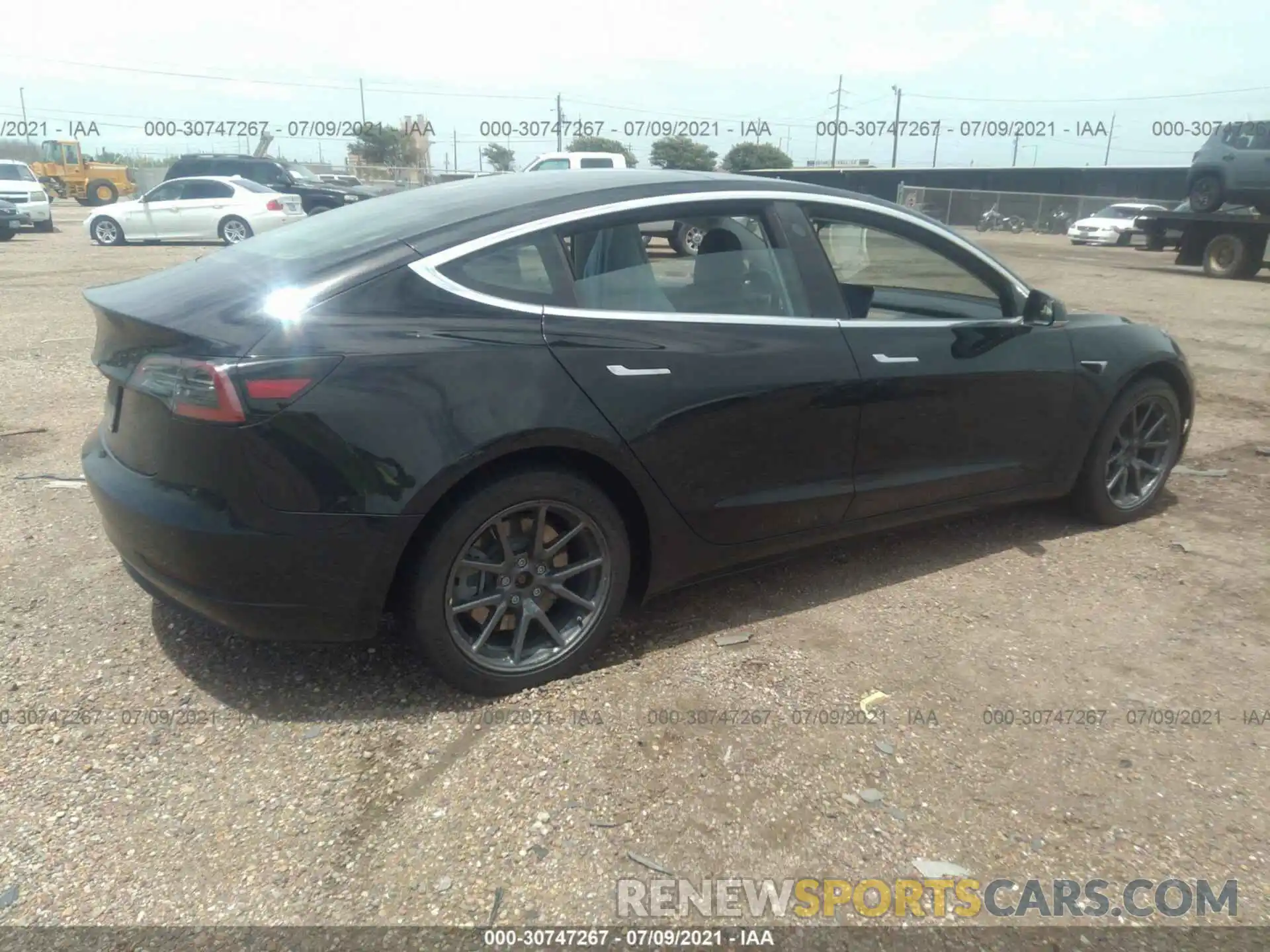 4 Фотография поврежденного автомобиля 5YJ3E1EA2KF313304 TESLA MODEL 3 2019