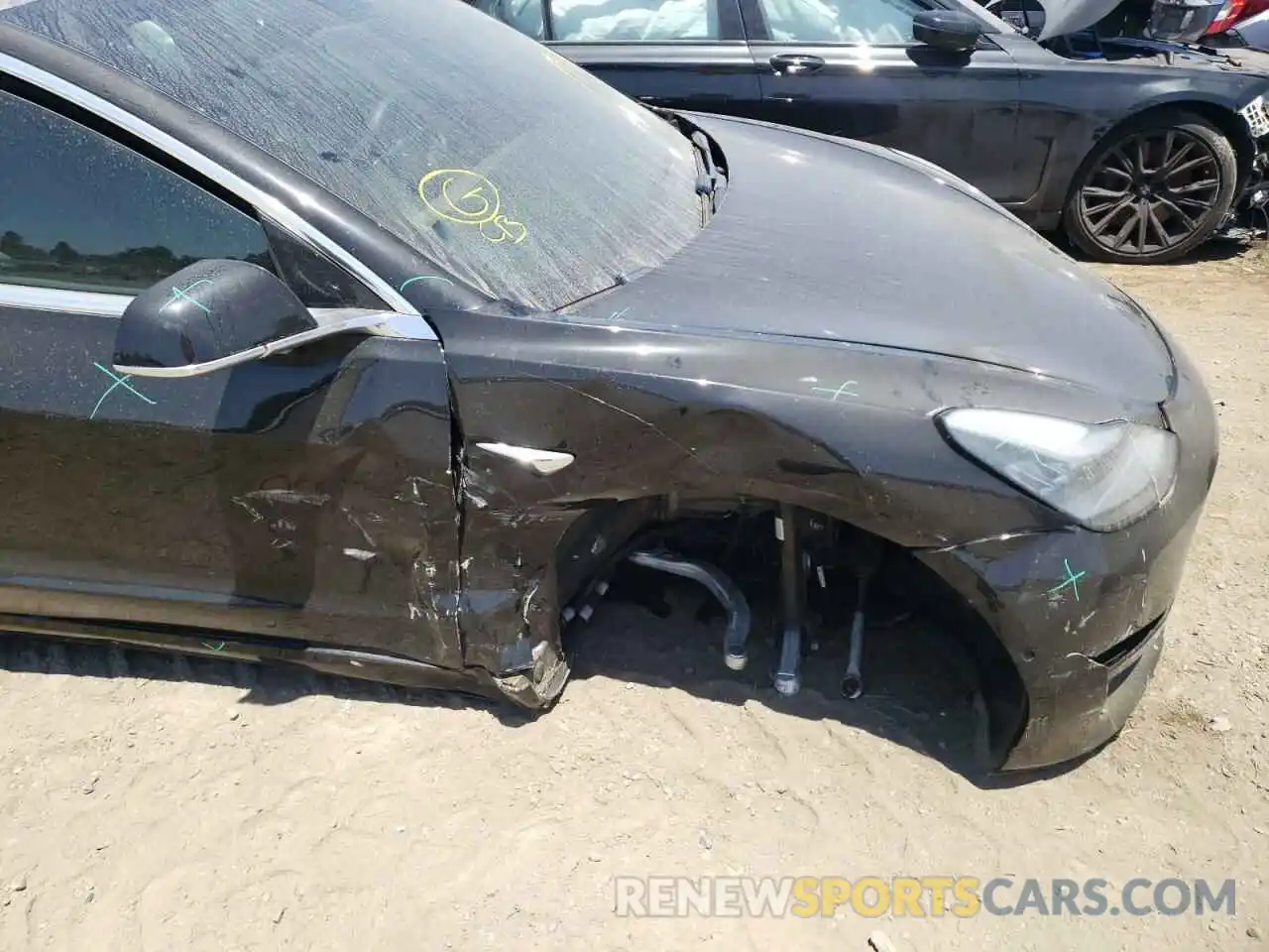 9 Photograph of a damaged car 5YJ3E1EA2KF321578 TESLA MODEL 3 2019