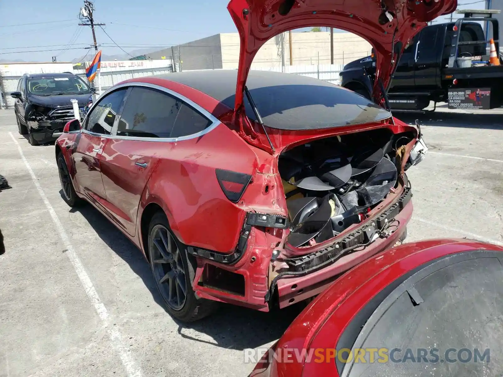 3 Photograph of a damaged car 5YJ3E1EA2KF324335 TESLA MODEL 3 2019