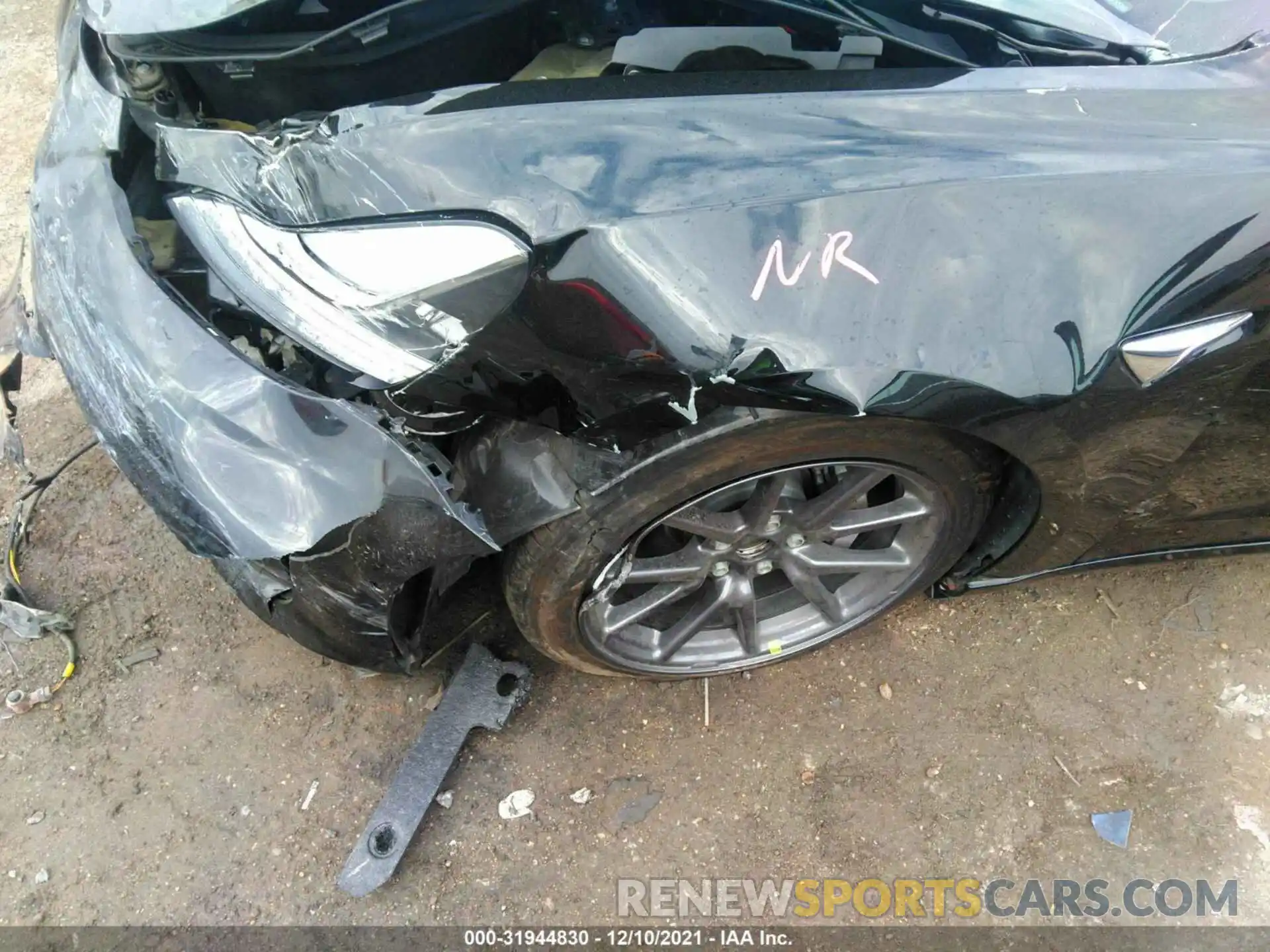 11 Photograph of a damaged car 5YJ3E1EA2KF325260 TESLA MODEL 3 2019