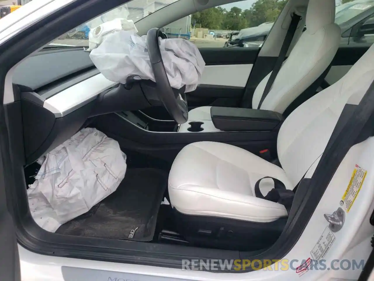 5 Photograph of a damaged car 5YJ3E1EA2KF332550 TESLA MODEL 3 2019