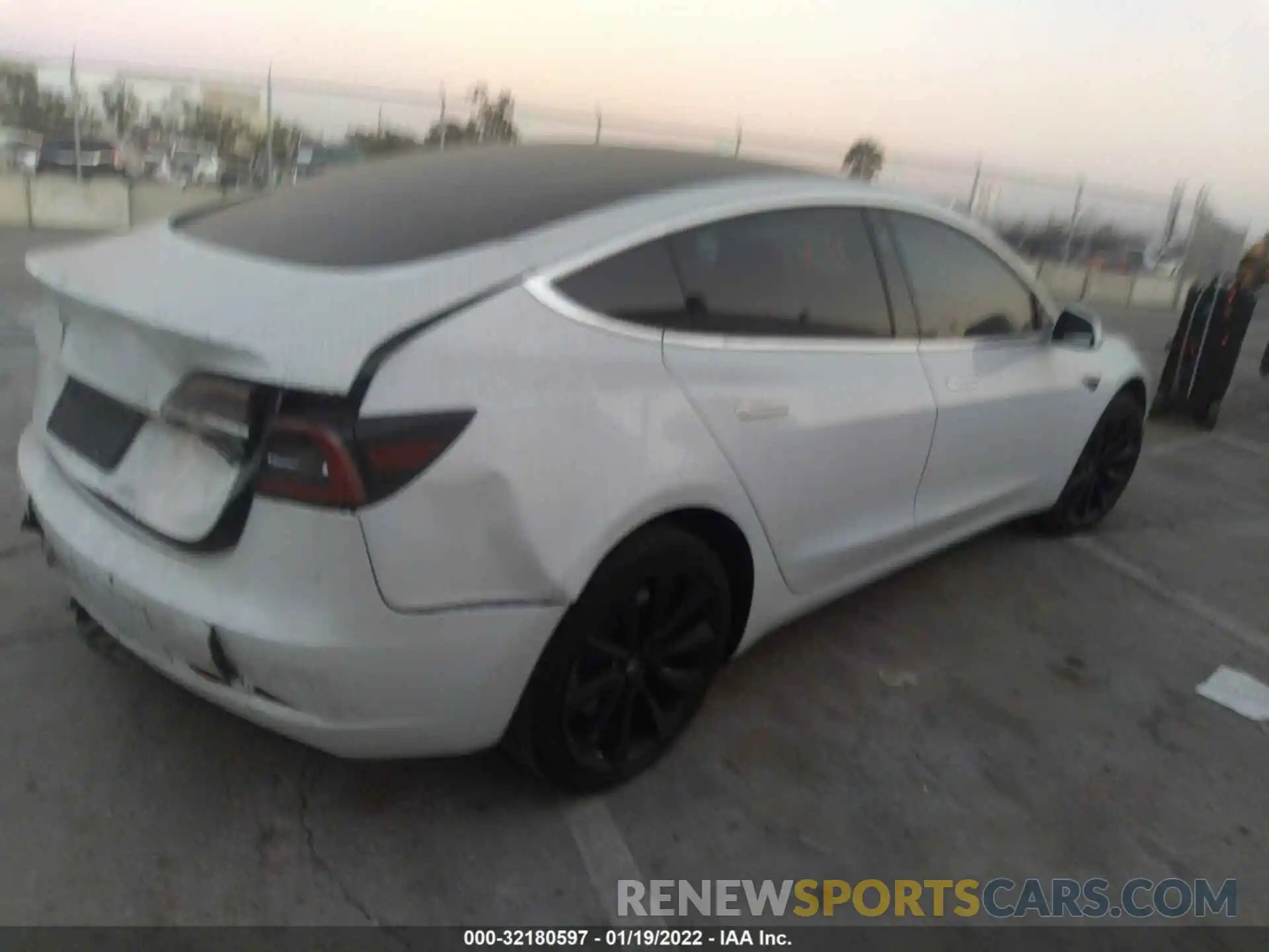 4 Photograph of a damaged car 5YJ3E1EA2KF396989 TESLA MODEL 3 2019