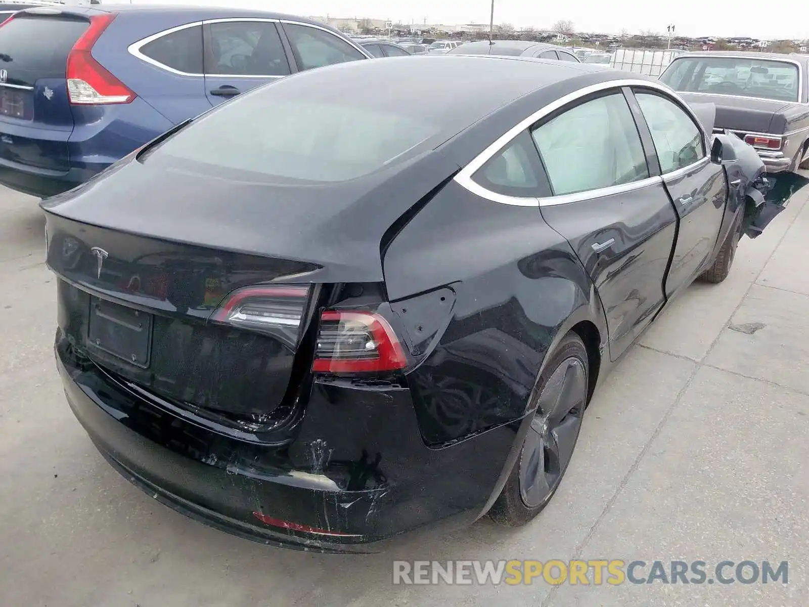 4 Photograph of a damaged car 5YJ3E1EA2KF398936 TESLA MODEL 3 2019