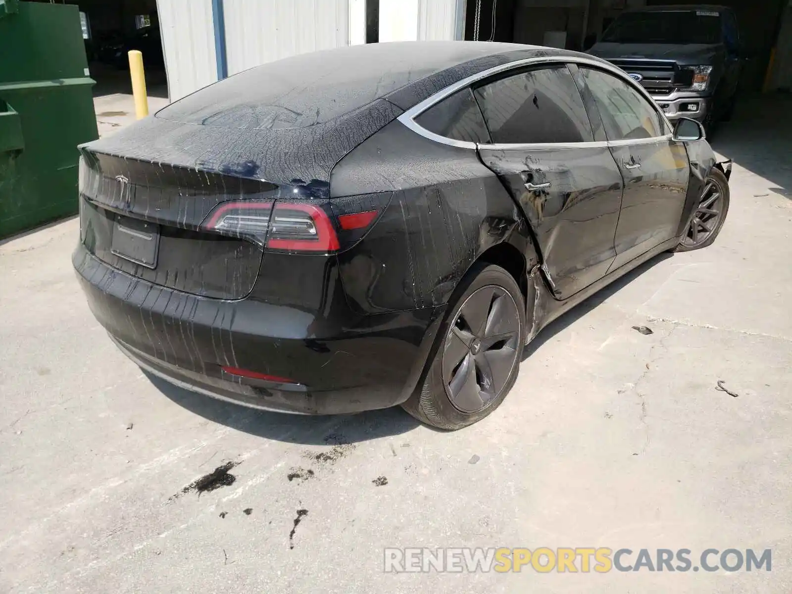 4 Photograph of a damaged car 5YJ3E1EA2KF399441 TESLA MODEL 3 2019