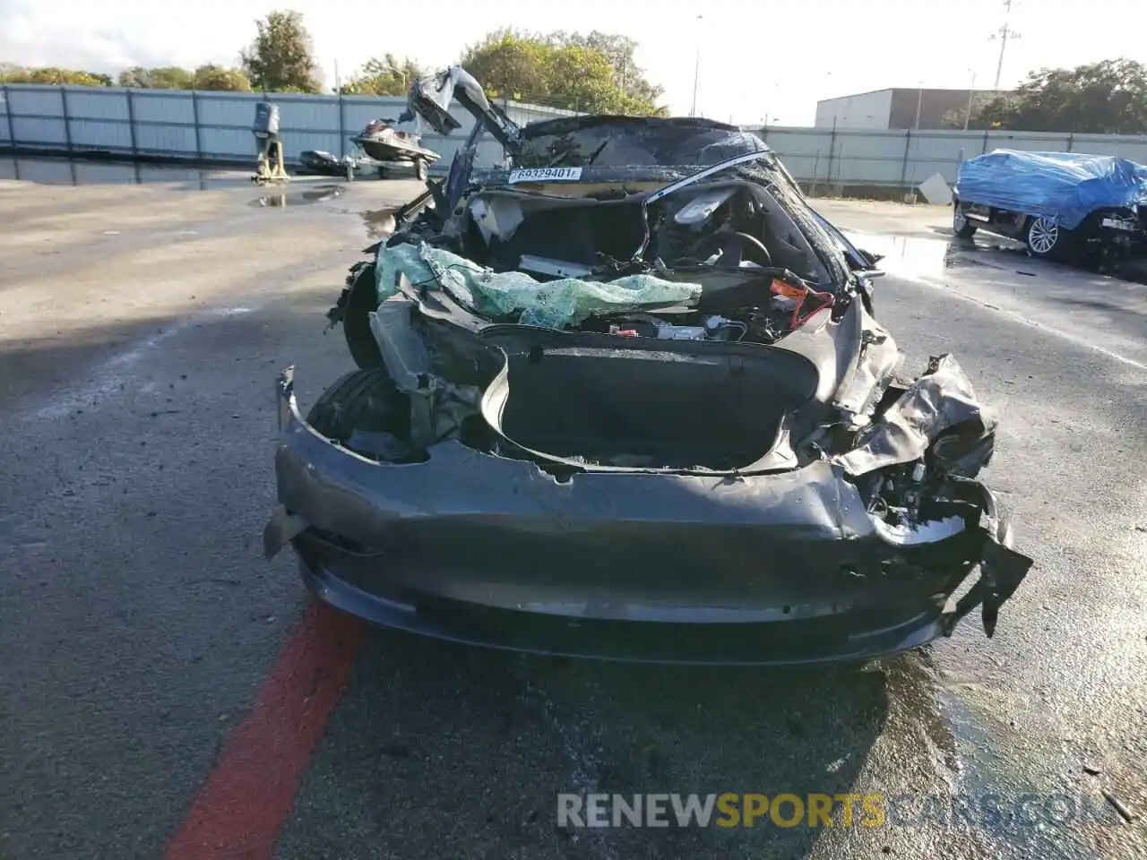 10 Photograph of a damaged car 5YJ3E1EA2KF400281 TESLA MODEL 3 2019