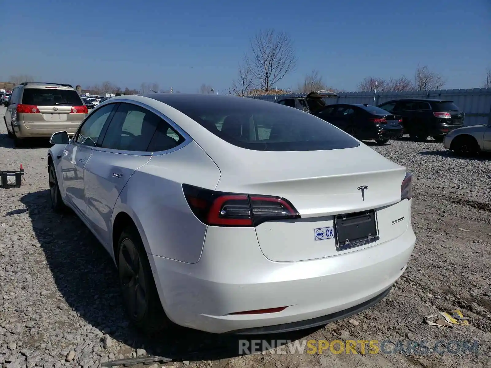 3 Photograph of a damaged car 5YJ3E1EA2KF401348 TESLA MODEL 3 2019