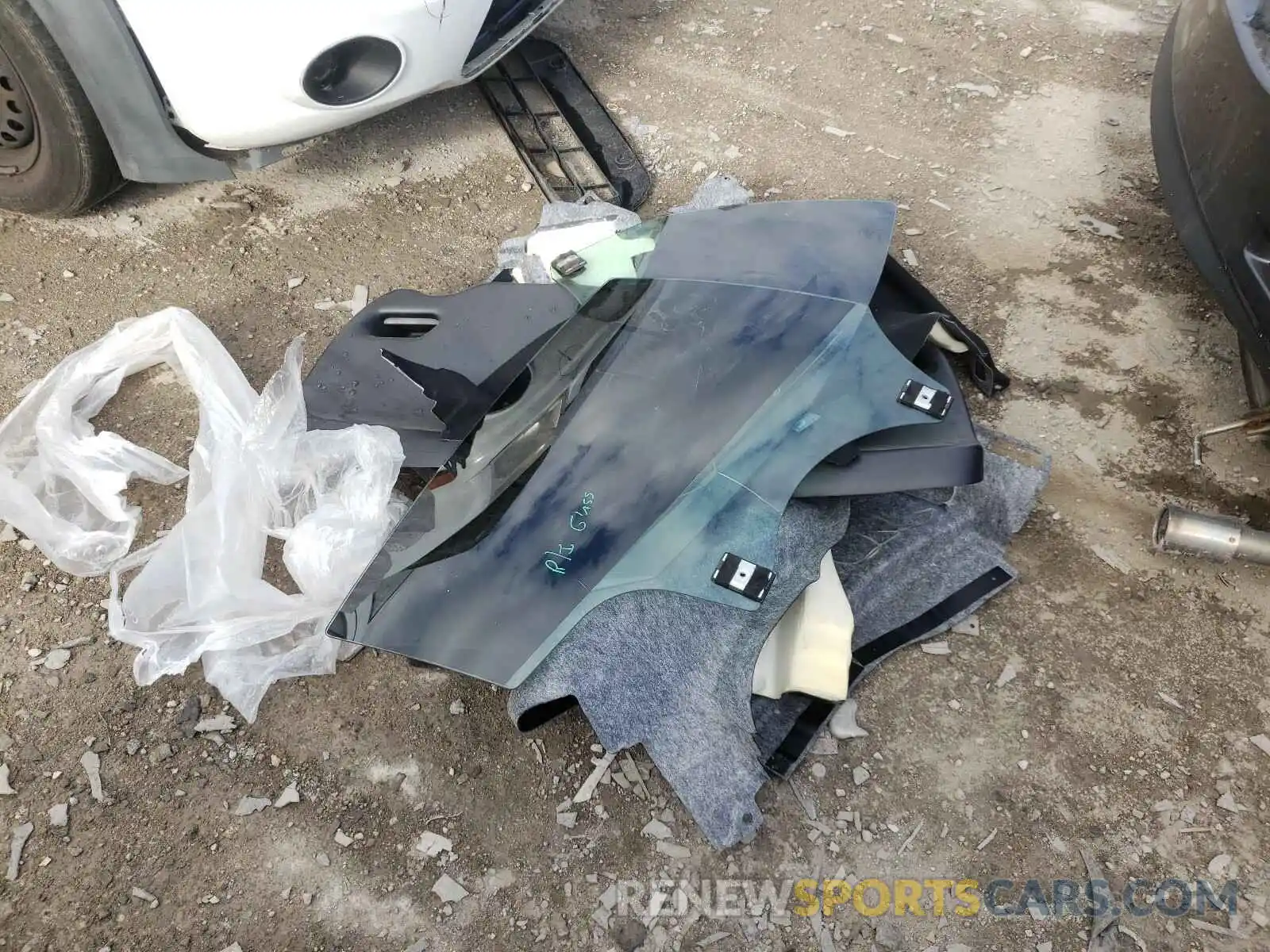 9 Photograph of a damaged car 5YJ3E1EA2KF402807 TESLA MODEL 3 2019