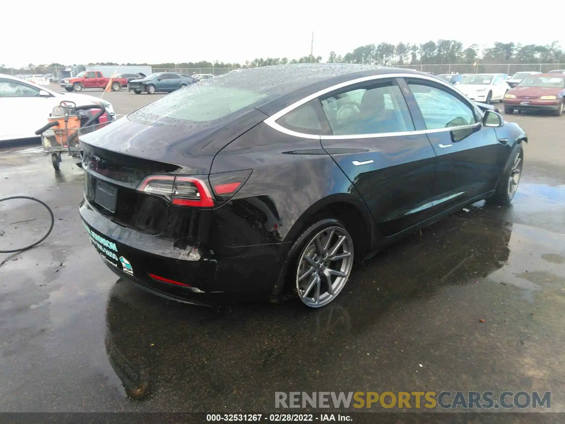 4 Фотография поврежденного автомобиля 5YJ3E1EA2KF410518 TESLA MODEL 3 2019