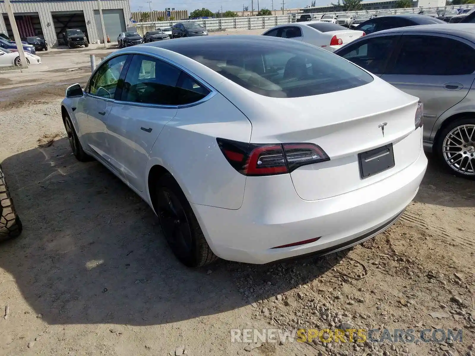 3 Photograph of a damaged car 5YJ3E1EA2KF430803 TESLA MODEL 3 2019