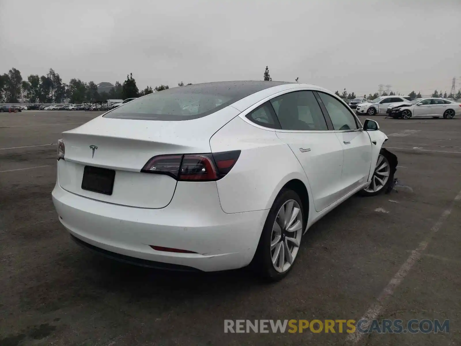 4 Photograph of a damaged car 5YJ3E1EA2KF436455 TESLA MODEL 3 2019