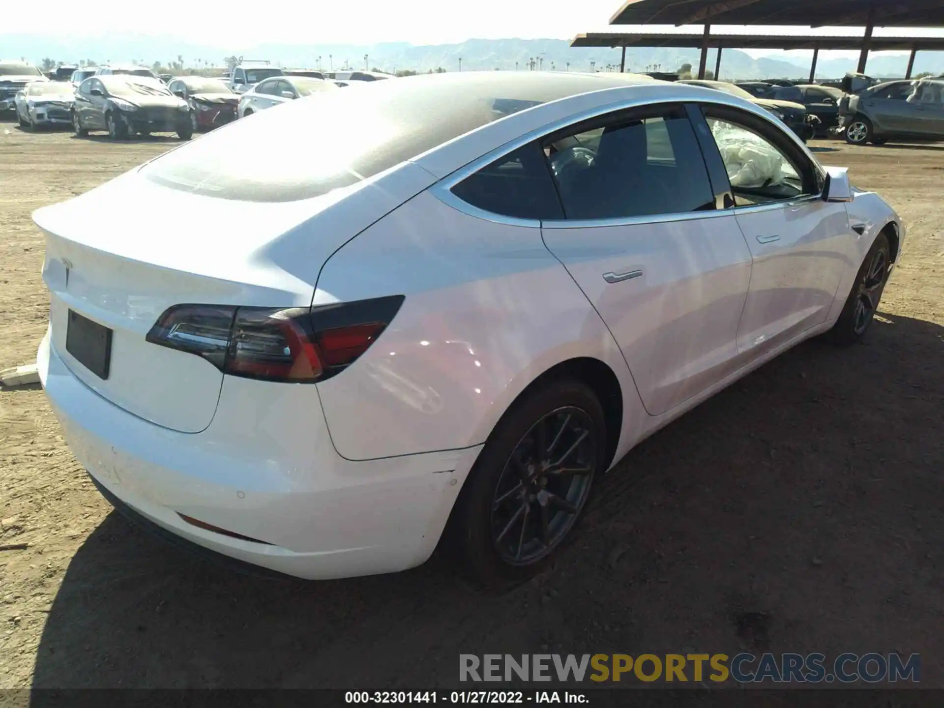 4 Photograph of a damaged car 5YJ3E1EA2KF482478 TESLA MODEL 3 2019