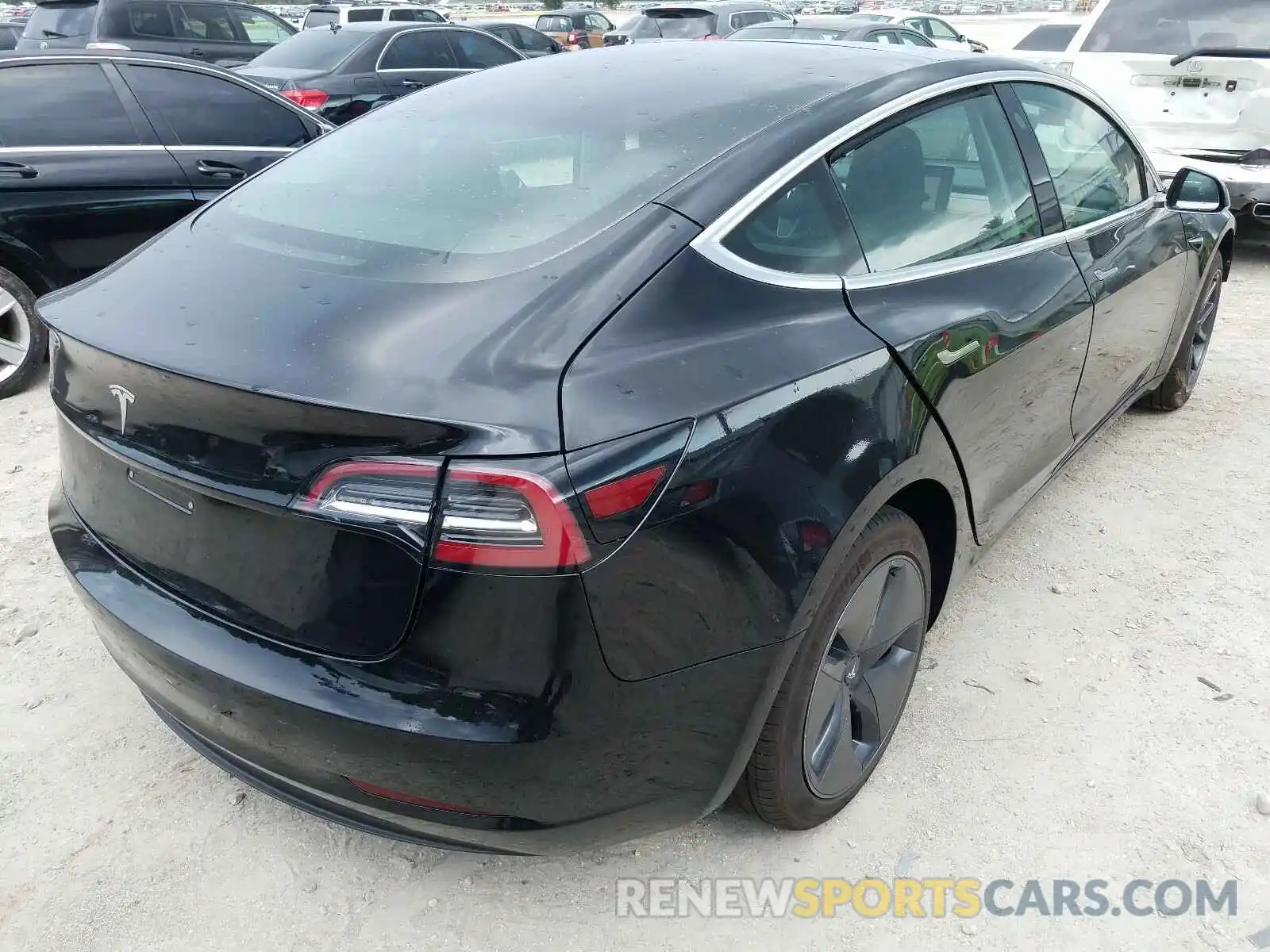 4 Photograph of a damaged car 5YJ3E1EA2KF484506 TESLA MODEL 3 2019