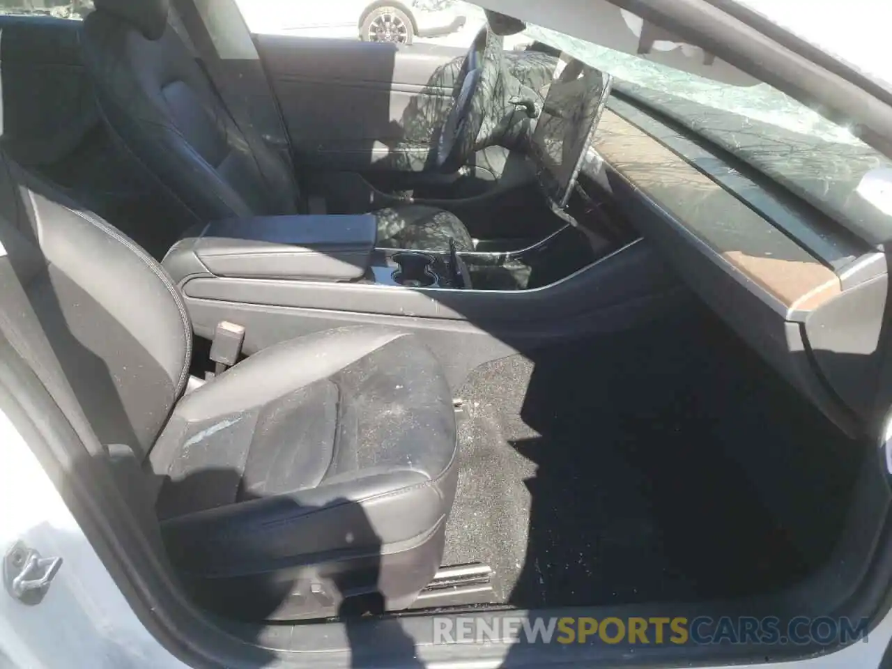 5 Photograph of a damaged car 5YJ3E1EA2KF485266 TESLA MODEL 3 2019