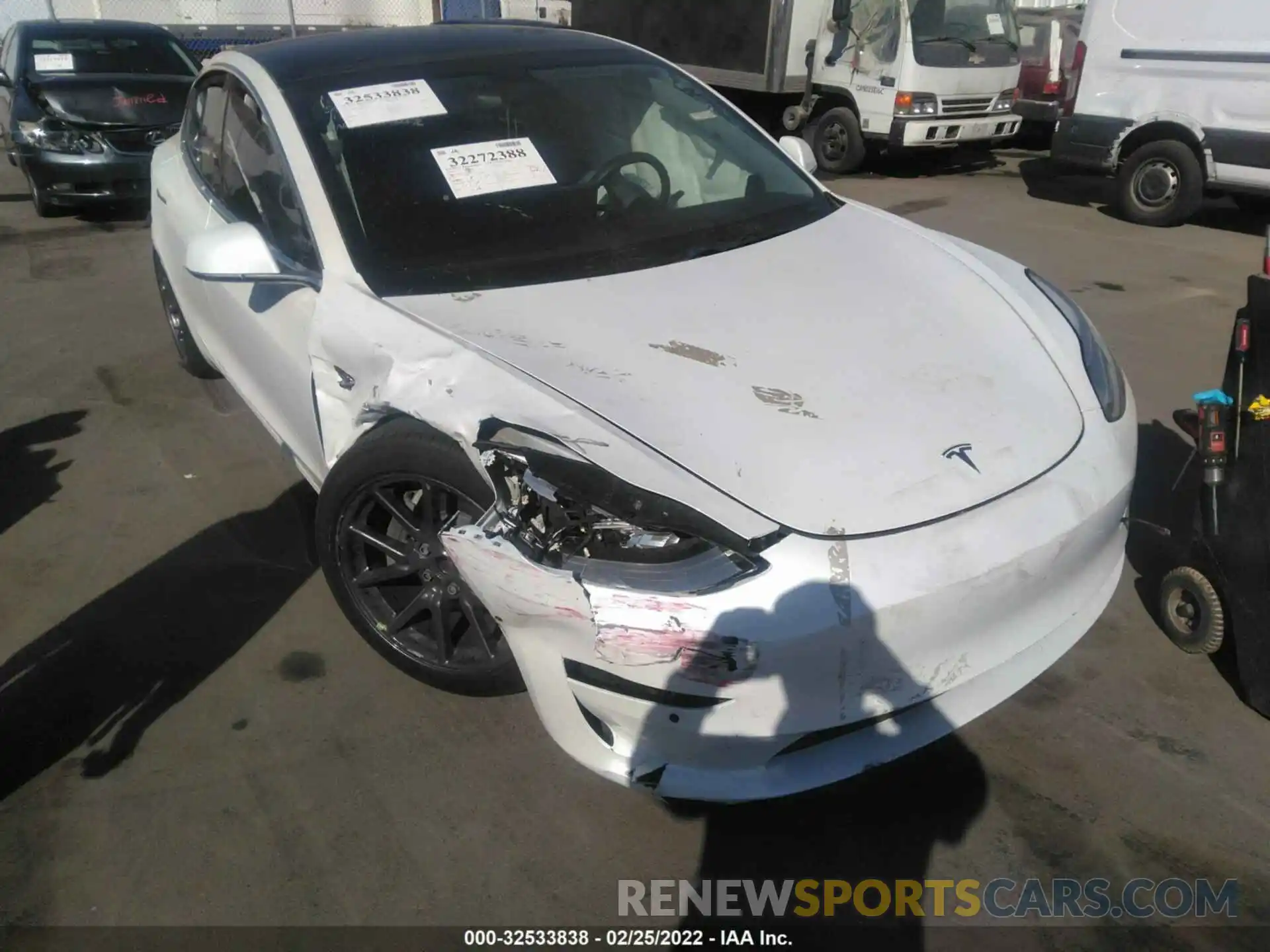 6 Photograph of a damaged car 5YJ3E1EA2KF485817 TESLA MODEL 3 2019