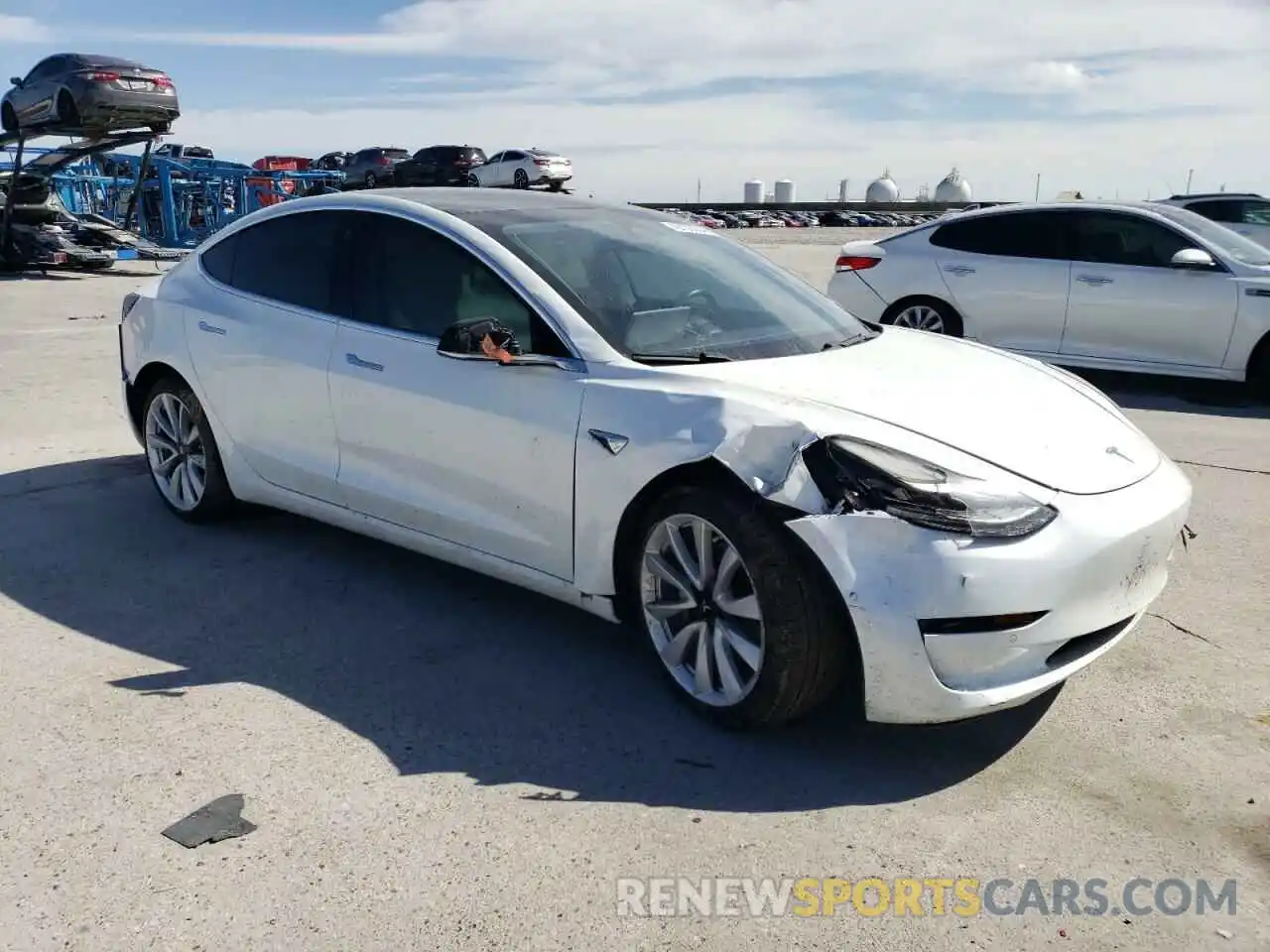 4 Photograph of a damaged car 5YJ3E1EA2KF486904 TESLA MODEL 3 2019