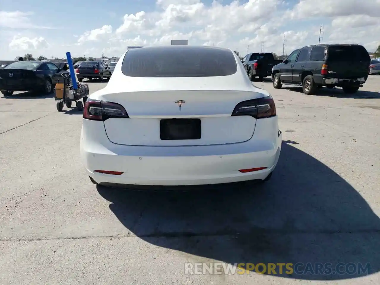 6 Photograph of a damaged car 5YJ3E1EA2KF486904 TESLA MODEL 3 2019