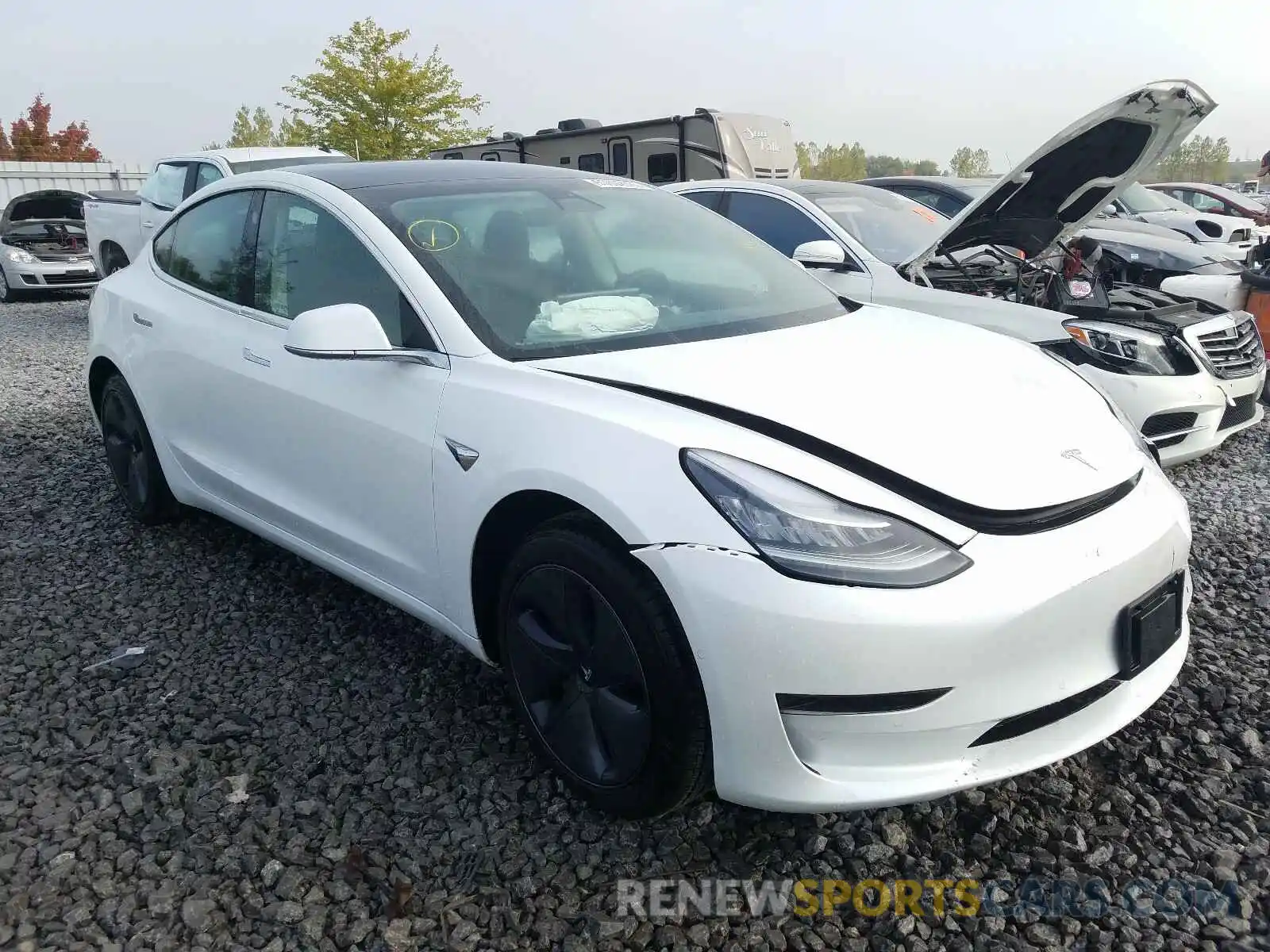 1 Photograph of a damaged car 5YJ3E1EA2KF487714 TESLA MODEL 3 2019