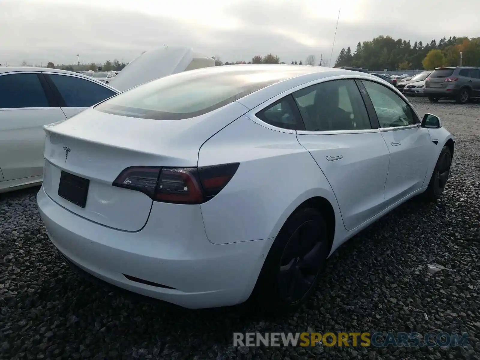 4 Photograph of a damaged car 5YJ3E1EA2KF487714 TESLA MODEL 3 2019