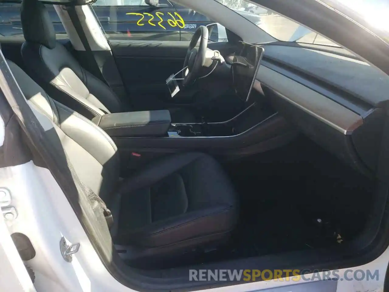 5 Photograph of a damaged car 5YJ3E1EA3KF208402 TESLA MODEL 3 2019